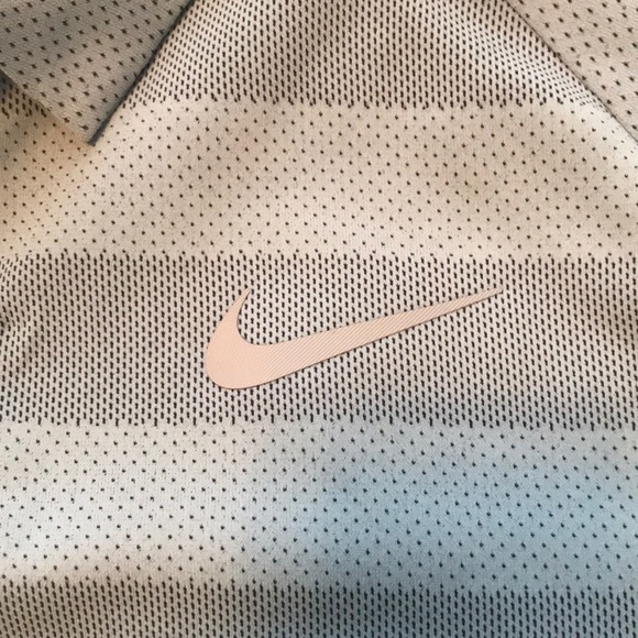 Nike Dri-Fit Golf Polo Medium - Picture 3 of 4
